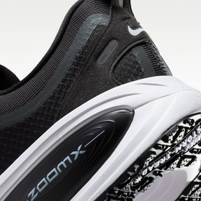 Nike Vomero 18 GORE-TEX - Preto/Branco