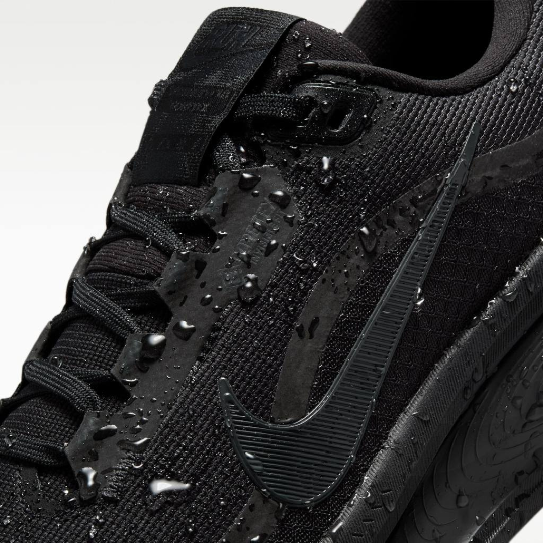 Nike Vomero 18 GORE-TEX - Preto