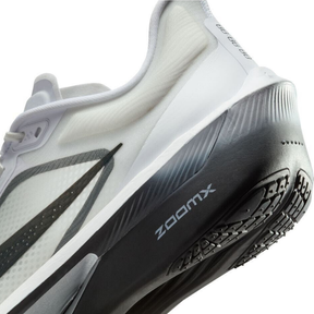Nike Zoom Fly 6 - Branco e Preto