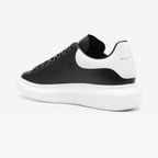 Alexander McQueen Tênis Oversized com cadarço - Preto/Branco
