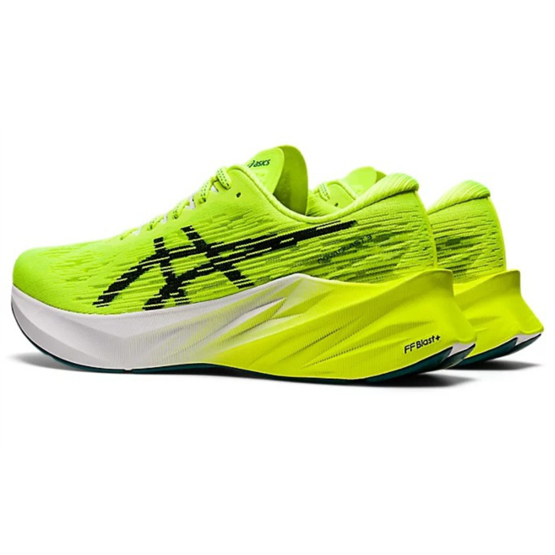 Asics Novablast 3 Verde fluorescente e Preto