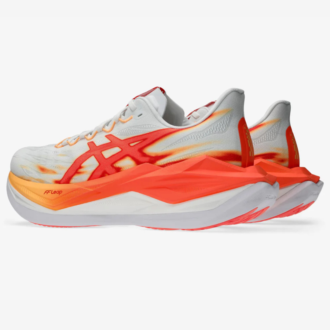 Asics Superblast 3 - Unissex - Branco/Laranja