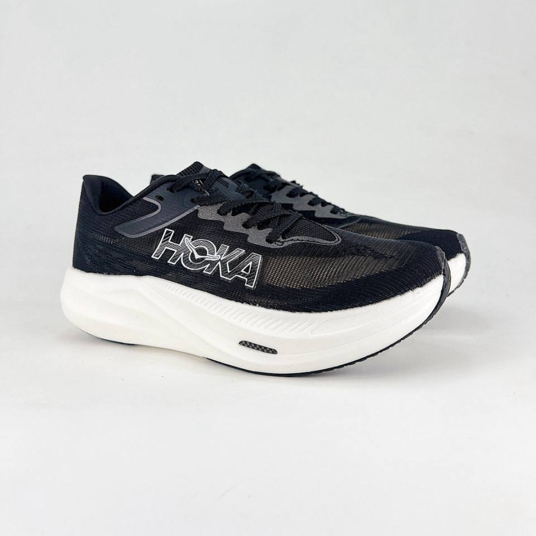 Hoka Rocket X 3 Unissex - Preto/Branco