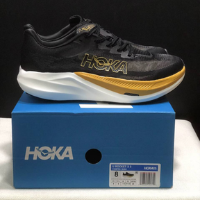 Hoka Rocket X 3 Unissex - Preto/Dourado