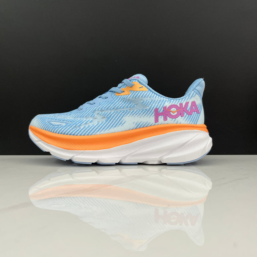 HOKA Clifton 9 Branco e Amarelo – imagem 1 de 5