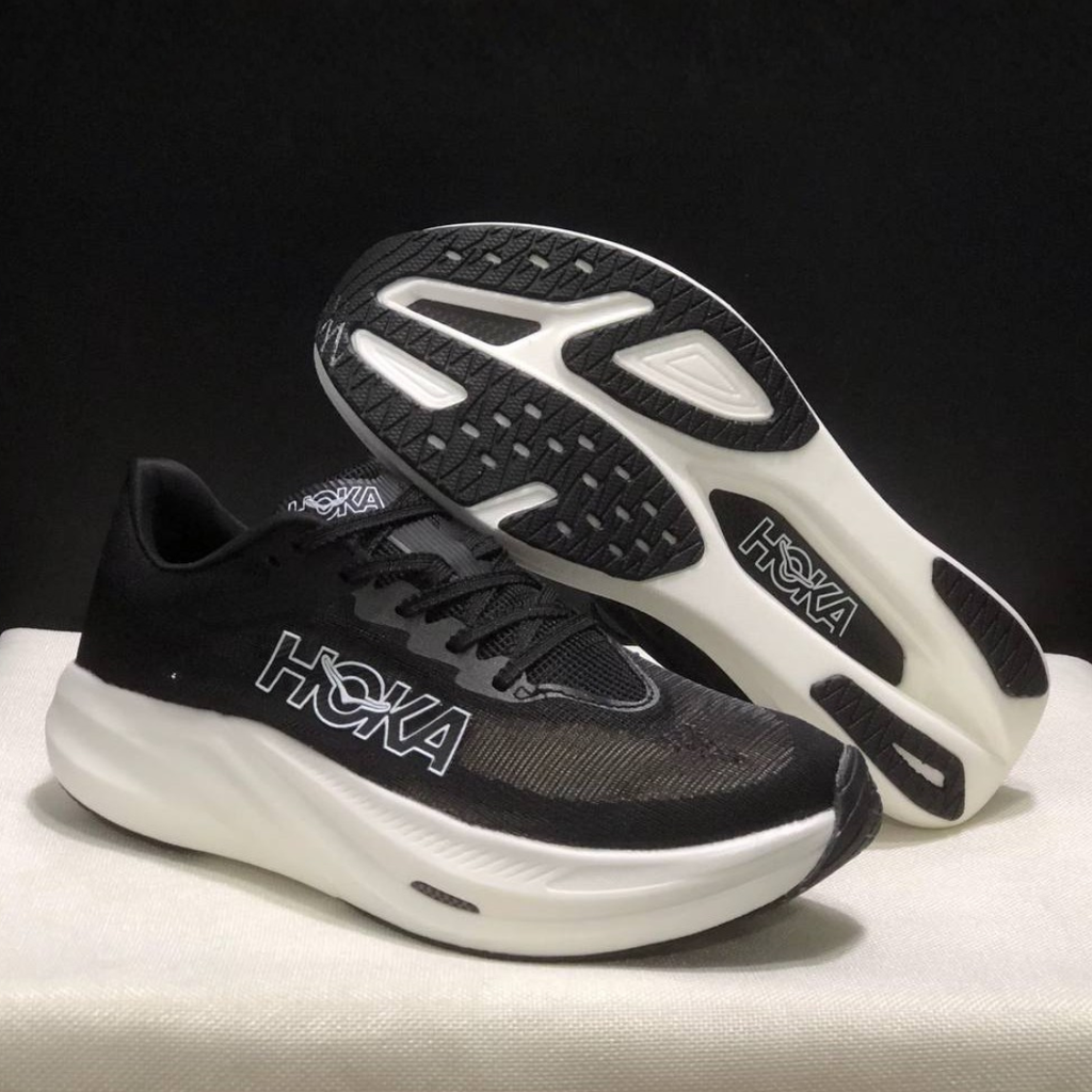 Hoka Rocket X 3 Unissex - Preto/Branco