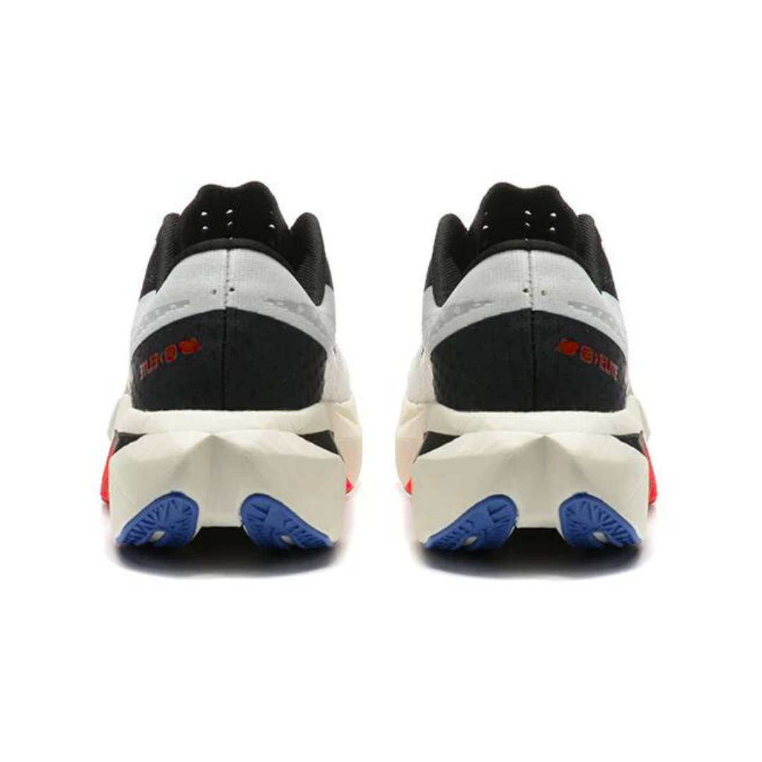 New Balance Fuelcell Supercomp Elite V4 - Branco/Preto/Vermelho