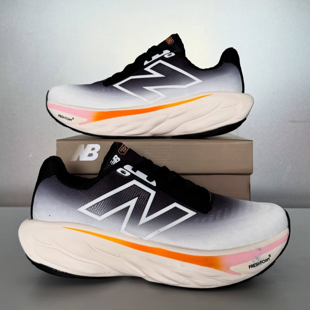 New Balance Fresh Foam X 1080 V14 - Preto/Branco
