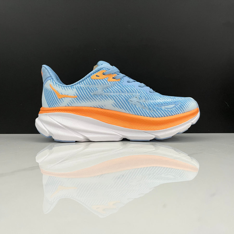 HOKA Clifton 9 Branco e Amarelo – imagem 2 de 5
