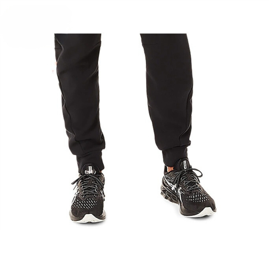 Asics Novablast 3 Preto e Branco