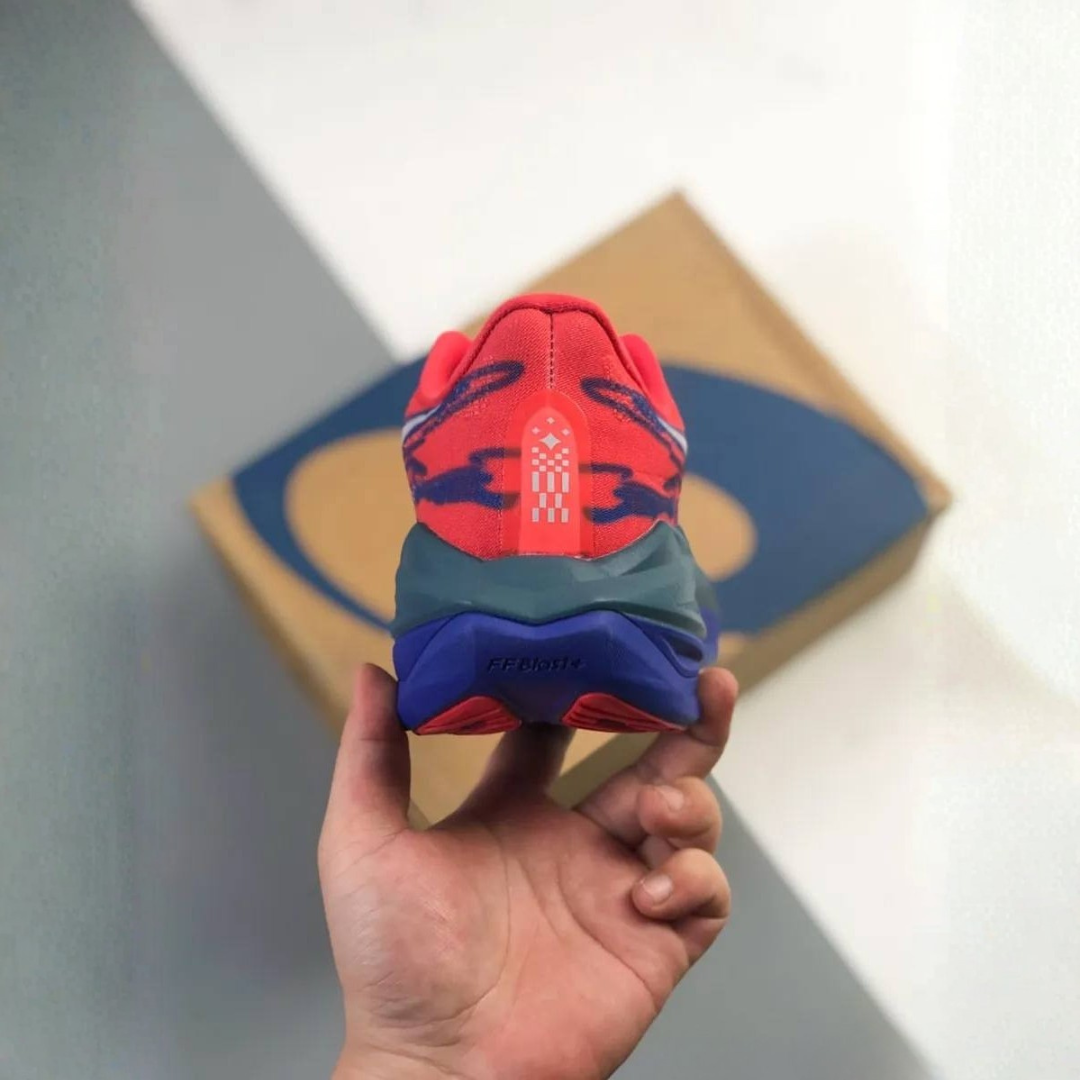 Asics Superblast 3 - Unissex - Vermelho/Azul