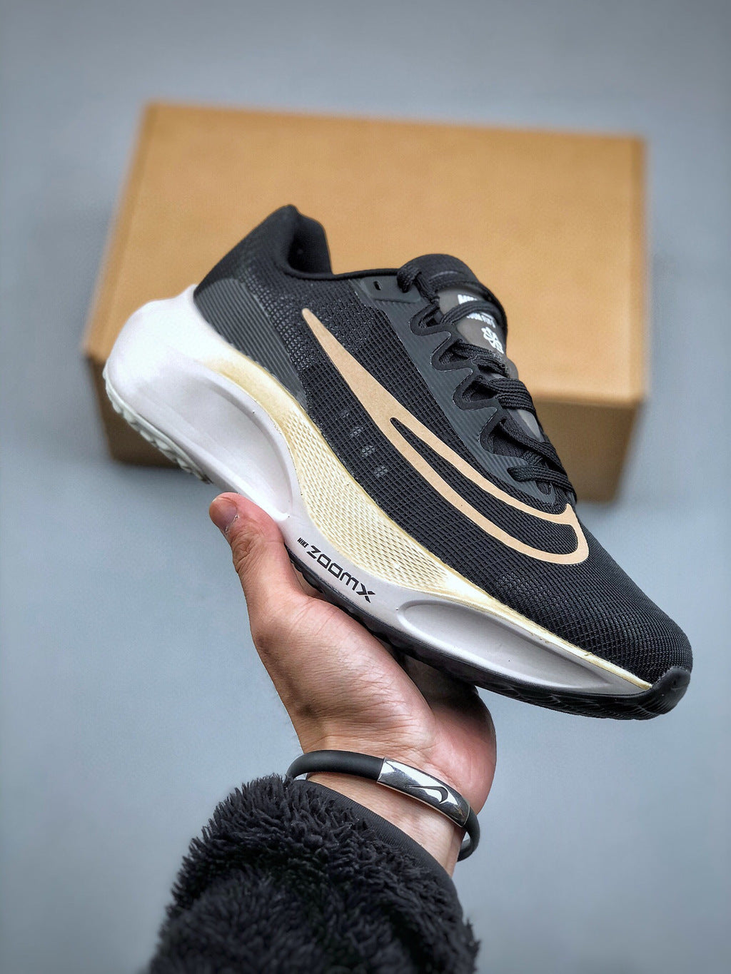 Nike Zoom Fly 5 Preto Ouro – ForTimer