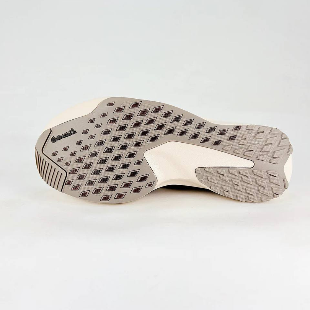 Adidas Adizero EVO SL ATR - Marrom/Bege