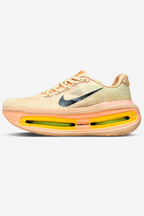 Nike Vomero Premium - Laranja/Preto