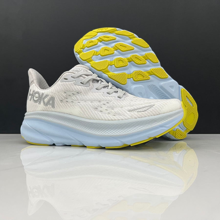 HOKA Clifton 9 Branco e Azul Claro – imagem 3 de 5