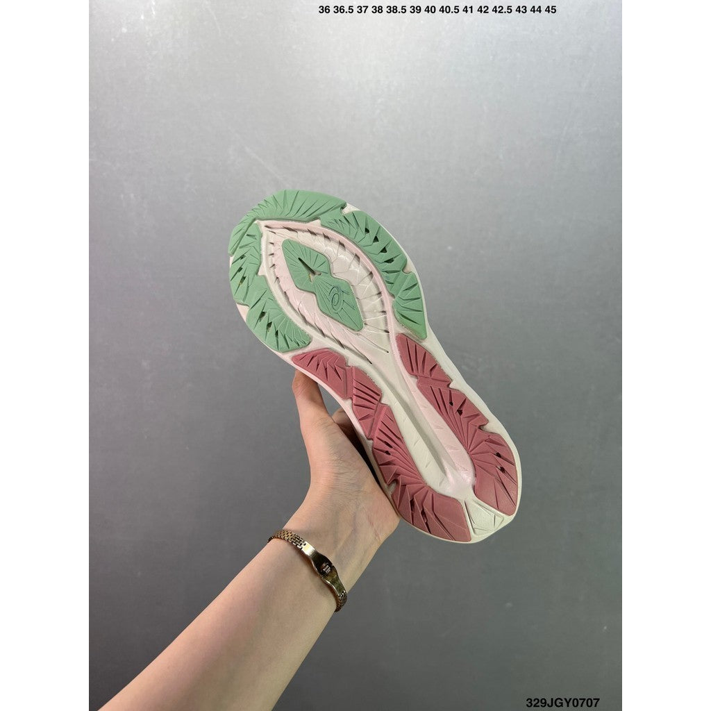 Asics Novablast™ 4 Rosa Preto