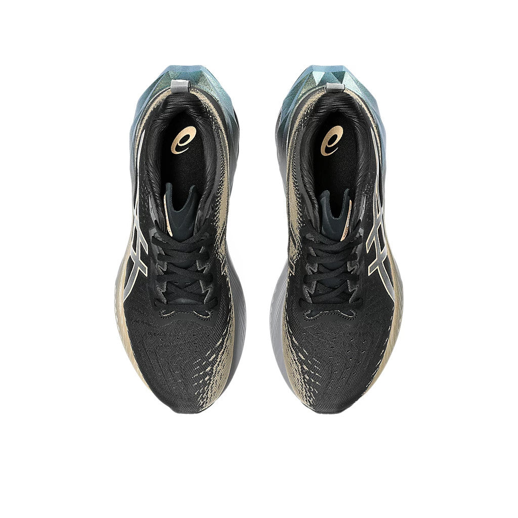 Asics Novablast™ 4 Platinum Preto Dourado