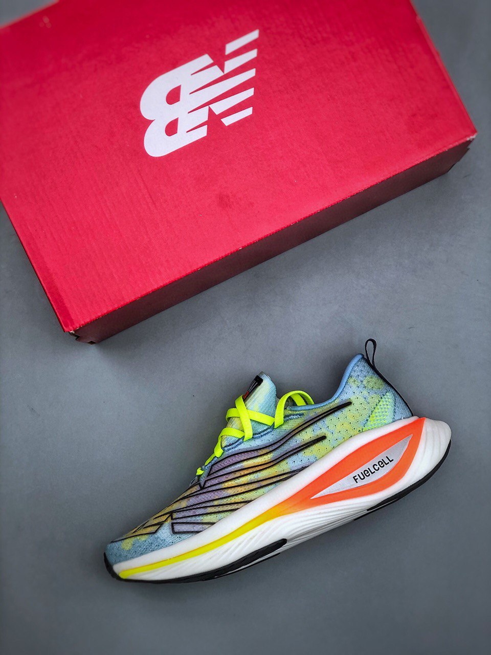 New Balance Fuelcell Supercomp Elite V3 - London